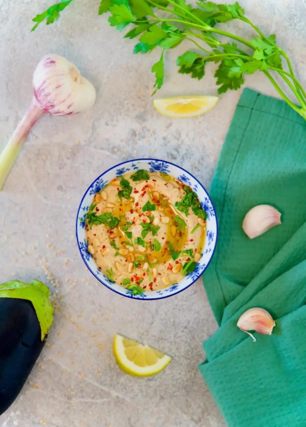 Veganes Baba Ganoush mit Knoblauch