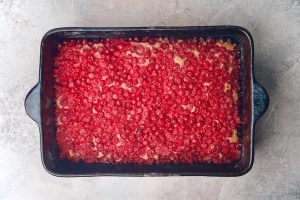 Finished red currant cake
