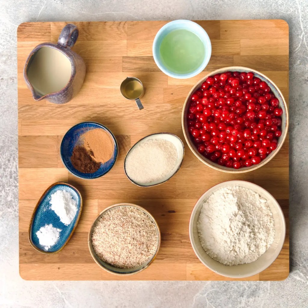 Ingredients for red currant cake