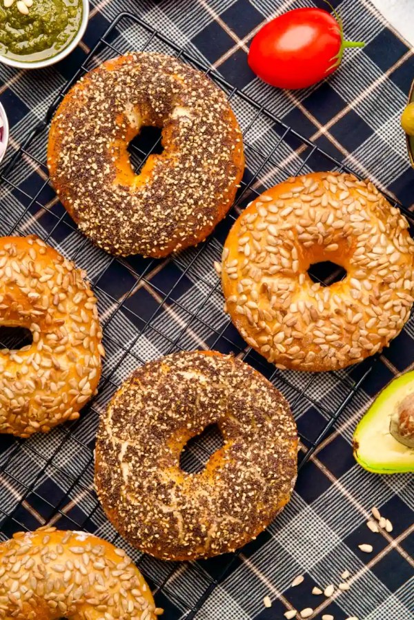 easy vegan bagels finished