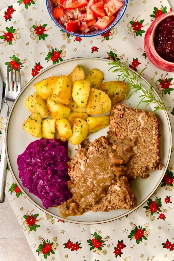 Lentil Loaf finished and served